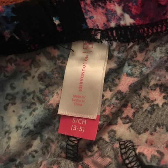 Woman’s Leggings - Picture 3 of 3